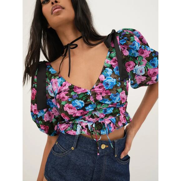 For Love And Lemons Tops - For Love & Lemons Maggie Floral V-Neck Crop Top - M